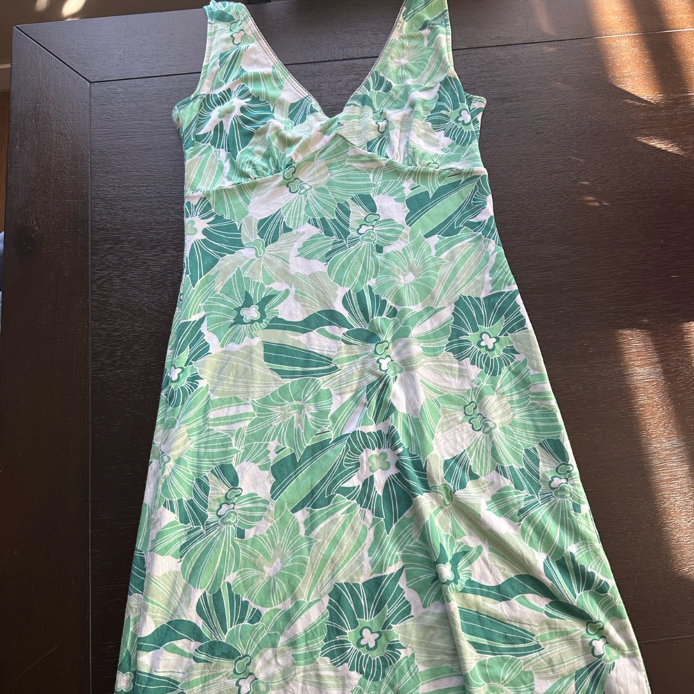 Floral Green and White Sleeveless Dress